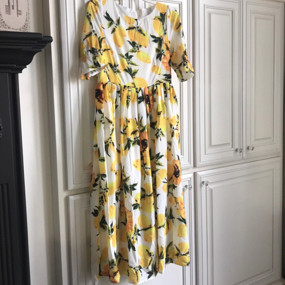 Lemon dress